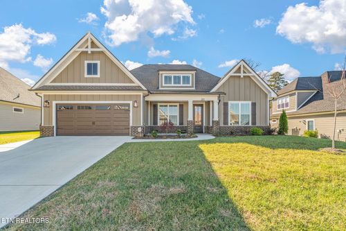 295 Bittersweet Ln, Lenoir City, TN, 37771-2162 | Card Image