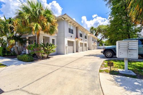 e-212 S Dakota Ave, Tampa, FL, 33606-1804 | Card Image