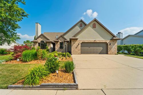 6616 82nd Street, Kenosha, WI, 53142 | Card Image