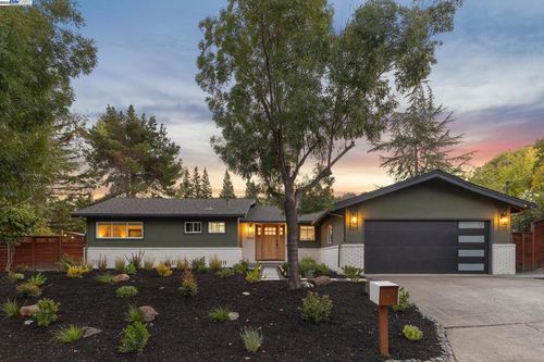 2602 Pebble Beach Loop, Lafayette, CA, 94549-1720 | Card Image