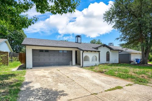 1002 Mill Run Dr, Allen, TX, 75002-1916 | Card Image