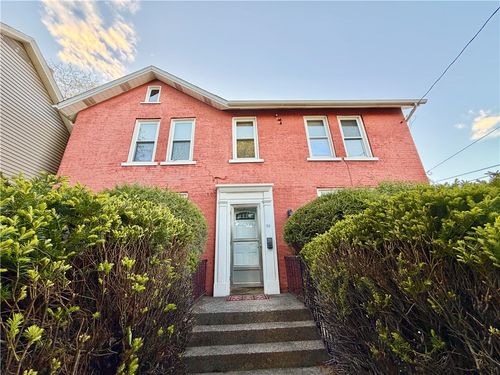 3-28 Union St, Uniontown, PA, 15401-4218 | Card Image