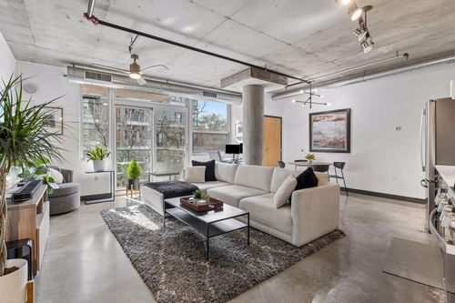 unit-204-730 N 4th St, Minneapolis, MN, 55401-1983 | Card Image