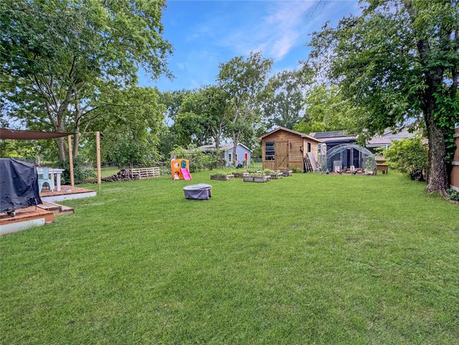 604 Maple St, House other with 2 bedrooms, 1 bathrooms and null parking in Howe TX | Image 13
