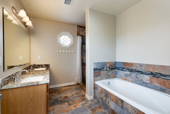 1168 Windsor Park Dr, House other with 3 bedrooms, 3 bathrooms and null parking in Fruita CO | Image 30