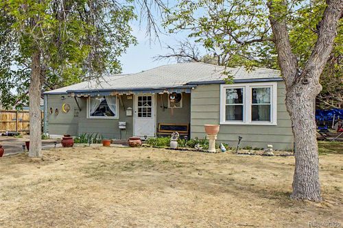 6830 Olive, Commerce City, CO, 80022 | Card Image