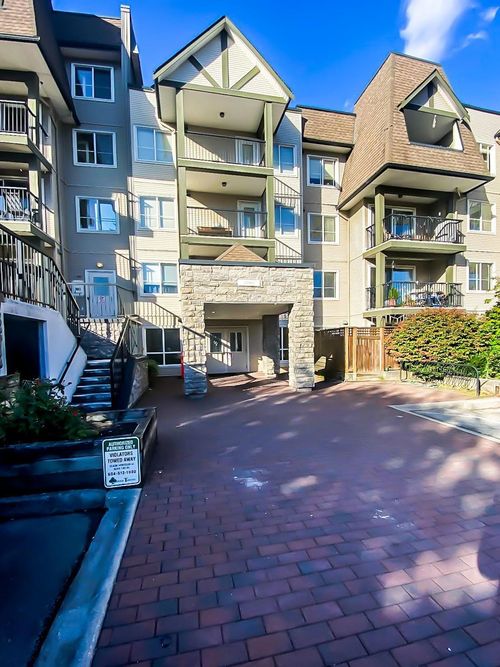 421-12083 92a Ave, Surrey, BC, V3V8C8 | Card Image