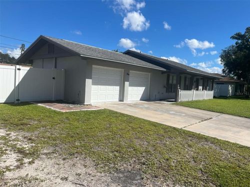 3713 Allenwood St, SARASOTA, FL, 34232-1203 | Card Image
