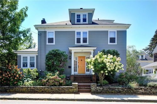 27 Cranston Ave, Newport, RI, 02840-2648 | Card Image