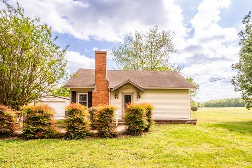 2205 W Wood St, Paris, TN, 38242-5741 | Card Image