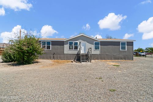 2705 Toiyabe St, Silver Springs, NV, 89429-7934 | Card Image