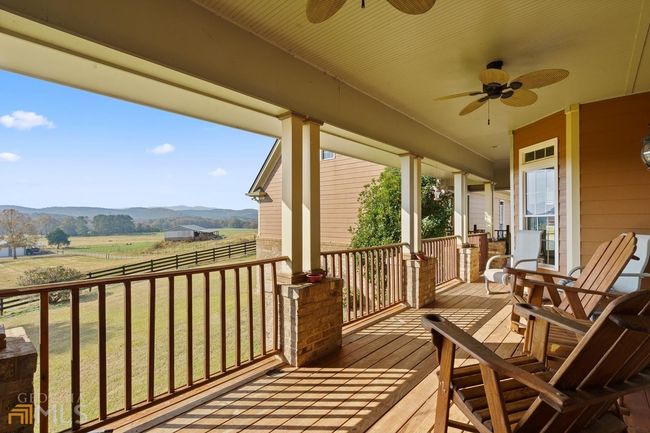 611 Buttermilk Rd Sw, House other with 4 bedrooms, 4 bathrooms and 4 parking in Cave Spring GA | Image 36