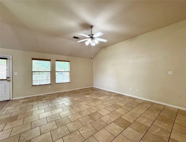 4109 Hidden View Ct, House other with 4 bedrooms, 2 bathrooms and 2 parking in Round Rock TX | Image 4