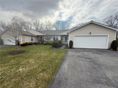 51-61 Hunters Run, North Providence, RI, 02904-3052 | Card Image