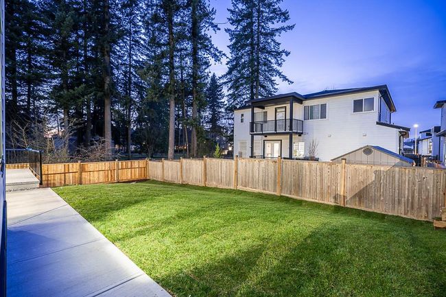 19691 32 A Avenue, House other with 7 bedrooms, 6 bathrooms and 4 parking in Langley BC | Image 35