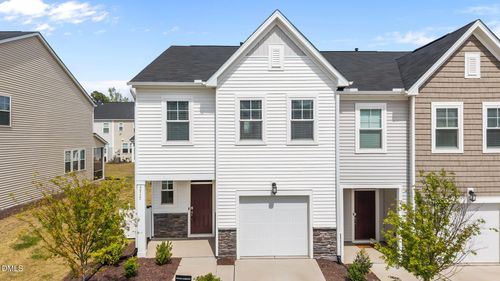 5717 Woodlawn Dr, Durham, NC, 27703-7242 | Card Image