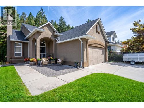 1083 Chilcotin Cres, Kelowna, BC, V1V2L7 | Card Image