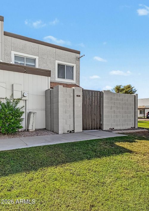 1020 E Redfield Rd, Tempe, AZ, 85283-4047 | Card Image