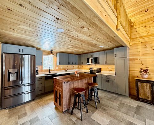 42 Chickadee Ln, Littleton, NH, 03561-5510 | Card Image