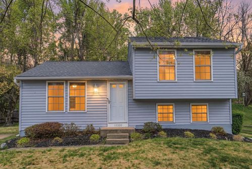 10300 Forestgrove Ln, Bowie, MD, 20721-2824 | Card Image