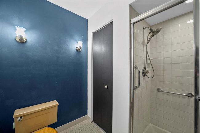 5309 S Somerset Lane, Condo with 2 bedrooms, 2 bathrooms and null parking in Greenfield WI | Image 24