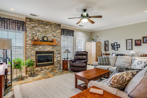 144 Red Rd, Howe, TX, 75459-3604 | Card Image