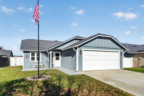 12420 W 4th Ave, Airway Heights, WA, 99001-5004 | Card Image