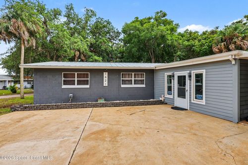 1621 Poe Street, Titusville, FL, 32796 | Card Image