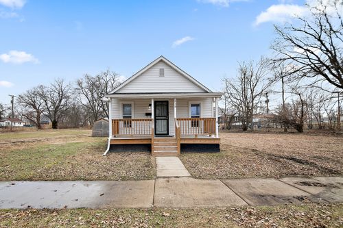 838 N Rosewood Ave, Kankakee, IL, 60901-2538 | Card Image