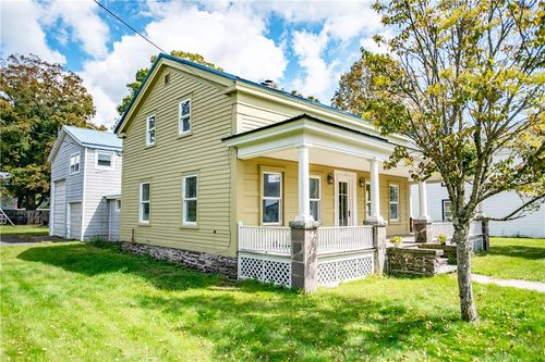 125 Water St, Franklin, NY, 13775-7717 | Card Image