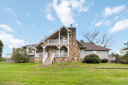 407 Circle Lake Dr, Bronston, KY, 42518-9567 | Card Image