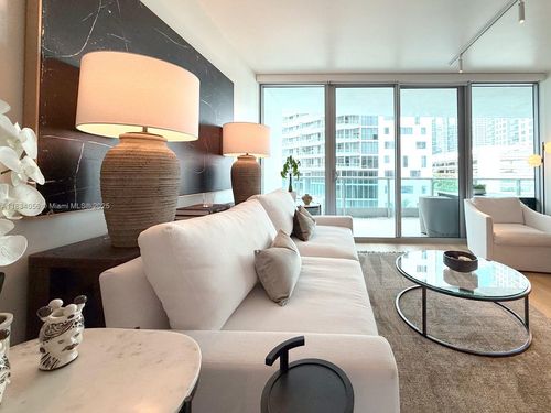 apt-506-1331 Brickell Bay Dr, Miami, FL, 33131-3610 | Card Image