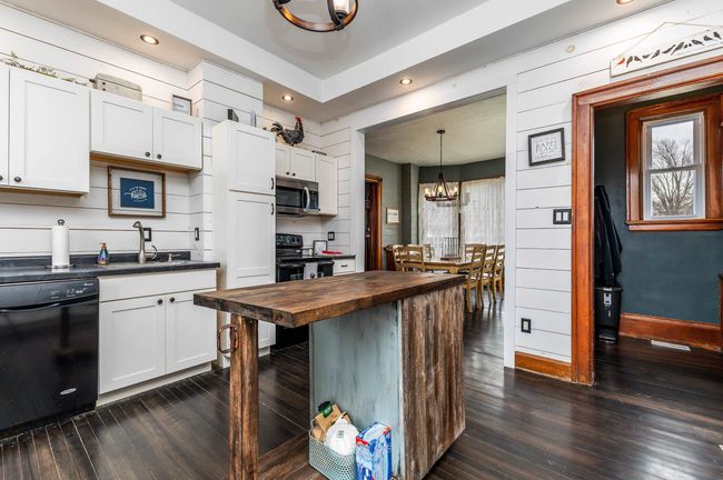158 E Water St, House other with 4 bedrooms, 4 bathrooms and null parking in SHULLSBURG WI | Image 18