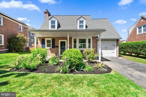 559 Willowbrook Rd, HAVERTOWN, PA, 19083-4423 | Card Image