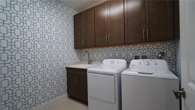 8725 Parkland Bay Dr, House other with 4 bedrooms, 5 bathrooms and null parking in Parkland FL | Image 35