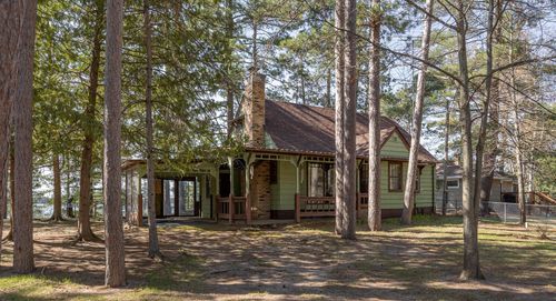 549 County 43 Nw, Backus, MN, 56435-2376 | Card Image