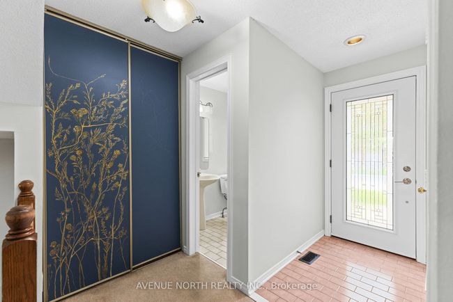 45 Wrenwood Cres, Condo with 3 bedrooms, 3 bathrooms and 1 parking in Nepean ON | Image 4