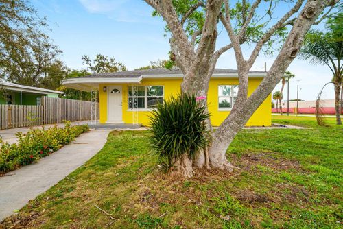 1205 Longwood St, West Palm Beach, FL, 33401-6807 | Card Image