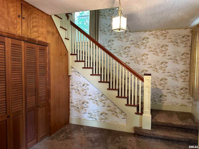 212 S Broadway St, House other with 4 bedrooms, 2 bathrooms and null parking in Stronghurst IL | Image 5