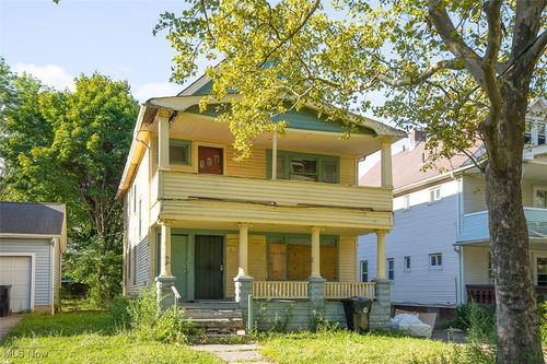 9512 Parkview Ave, Cleveland, OH, 44104-4770 | Card Image