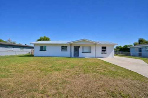 140 E Thelma St, Lake Alfred, FL, 33850-2840 | Card Image
