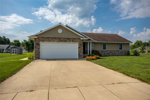 211 Niebrugge Ave, Dieterich, IL, 62424-1148 | Card Image