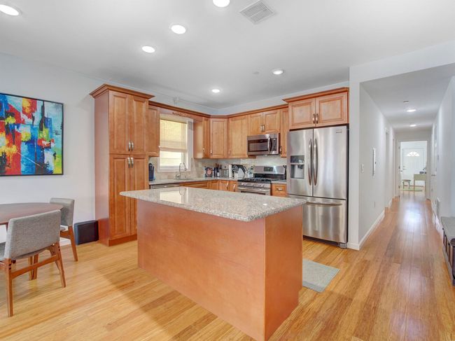 APT-2 - 517 19 Th St, Condo with 3 bedrooms, 2 bathrooms and null parking in Union City NJ | Image 9