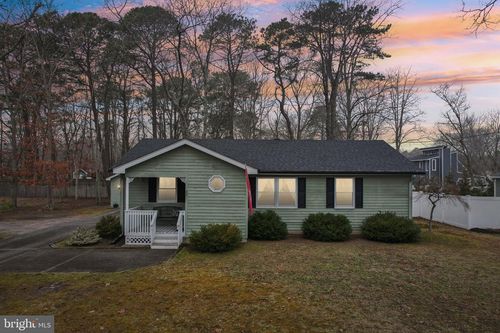 33 Stagecoach Rd, Cape May Court House, NJ, 08210-2002 | Card Image