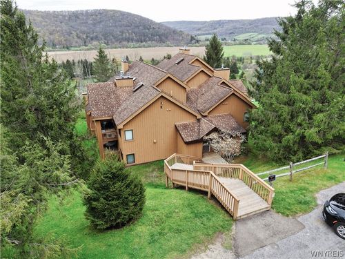 E104 Snowpine Vlg, Great Valley, NY, 14741 | Card Image
