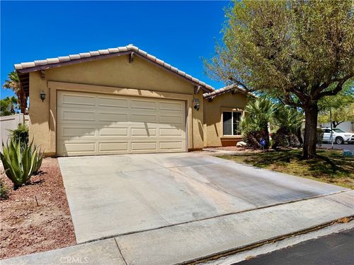 8625 Great Smokey Ave, Desert Hot Springs, CA, 92240-7714 | Card Image