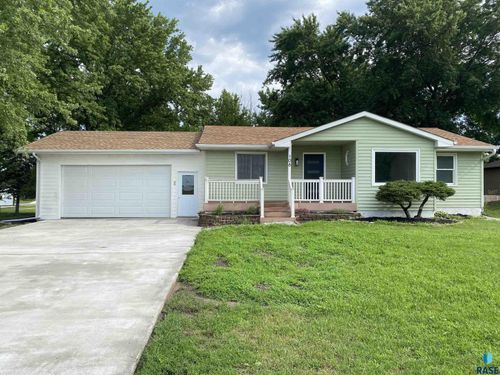 108 W Alton Ave Avenue, Flandreau, SD, 57028 | Card Image