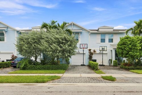 6351 Sailpointe Ln, West Palm Beach, FL, 33413-1214 | Card Image