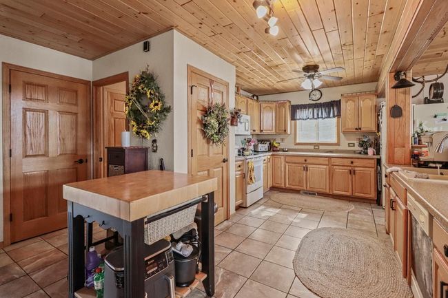 8631 N Bo Di Lac Dr, House other with 3 bedrooms, 2 bathrooms and 6 parking in Minocqua WI | Image 7