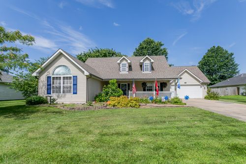 401 Kristi Ln, Ashland, MO, 65010-1003 | Card Image